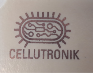 Deutsch: Digital gedrucktes Cellutronik Logo auf einem bakteriellen Cellulosesubstrat. ©Florian Janek 